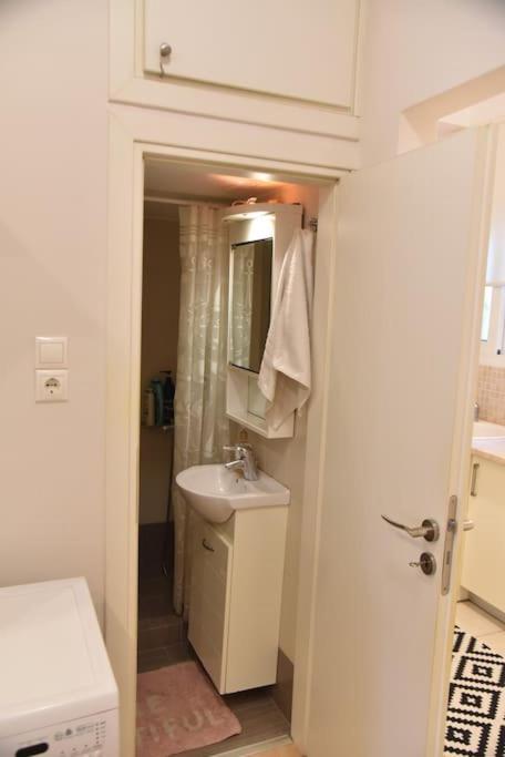 Tiny Treasure Apartment Atény Exteriér fotografie